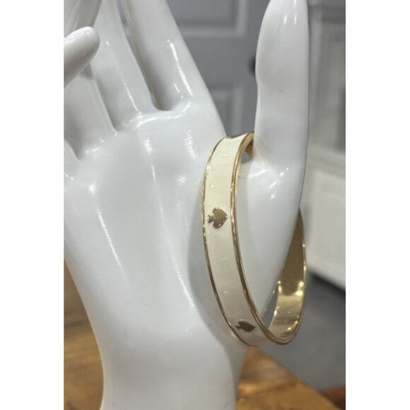 Kate Spade - Off White and Gold Enamel Bangle Bracelet - Gold Spade Beautiful - Picture 2 of 4